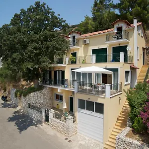 Appartamento Faos Luxury, Agia Efimia